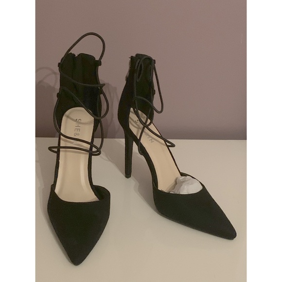 Cross Cross Strappy Heels - Picture 7 of 8